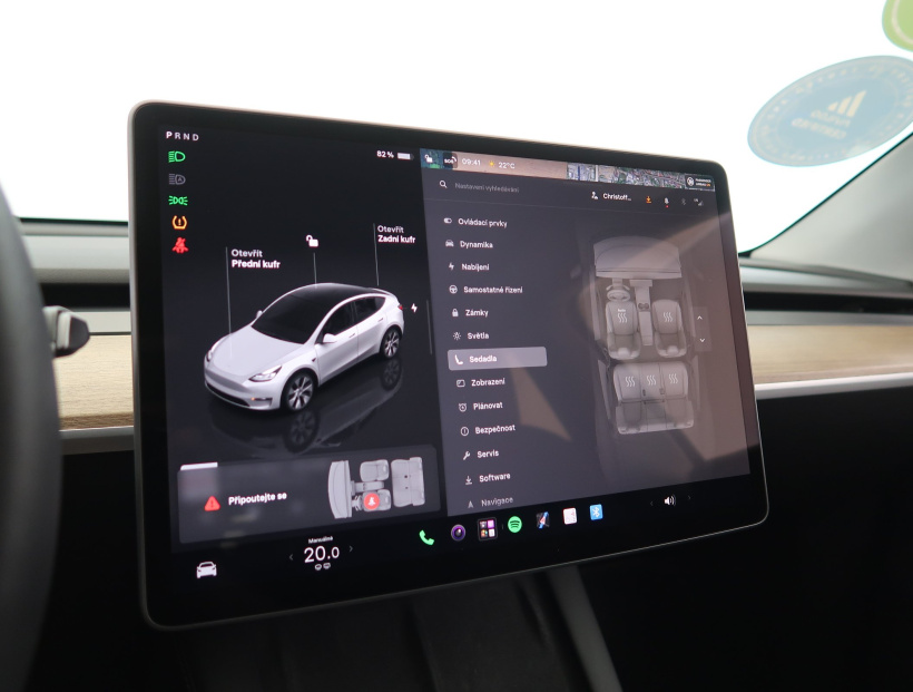 Tesla Model Y, 2023