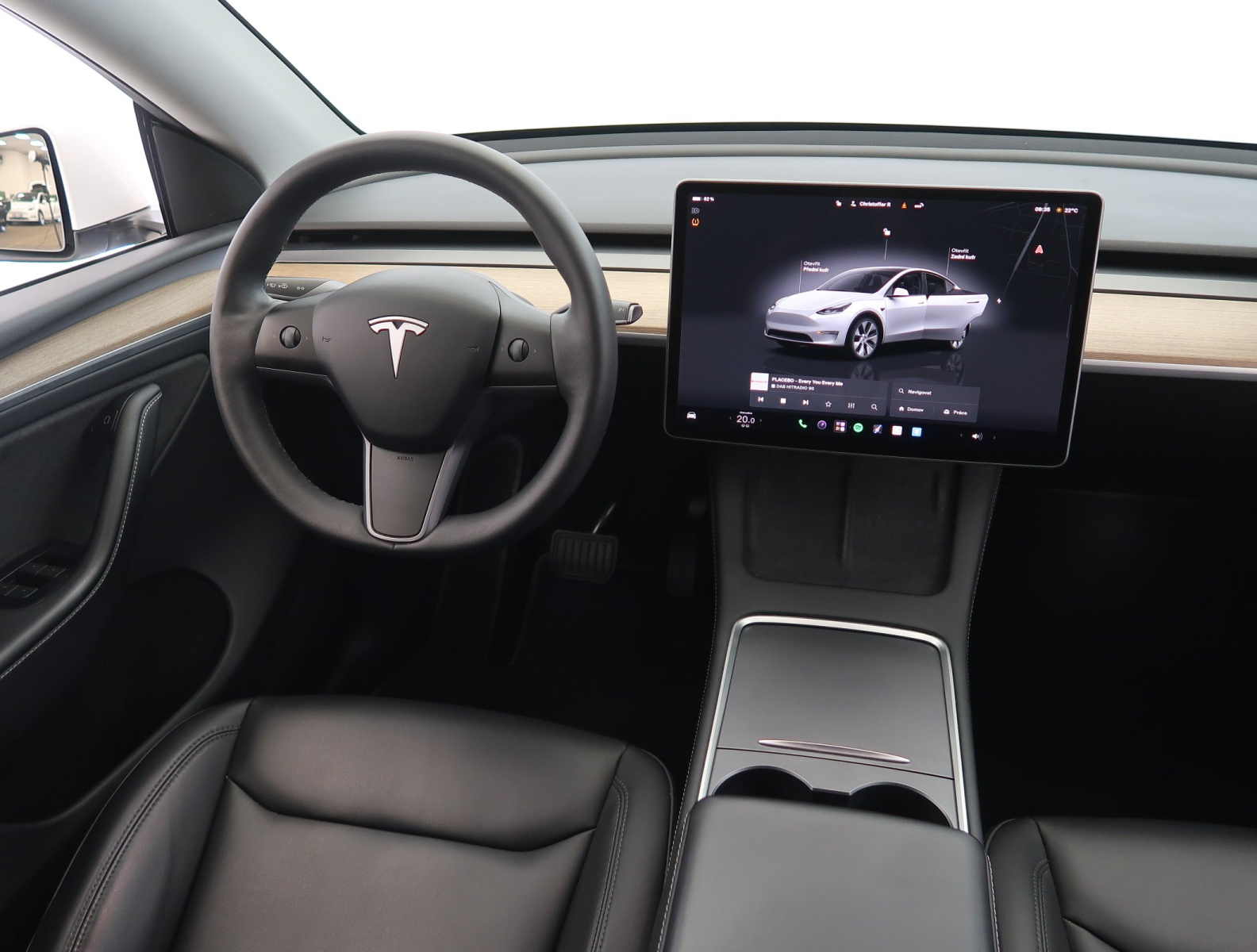 Tesla Model Y Long Range AWD – fotografie 9