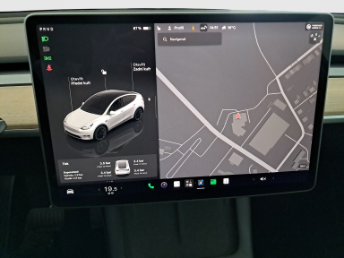 Tesla Model Y - 2023
