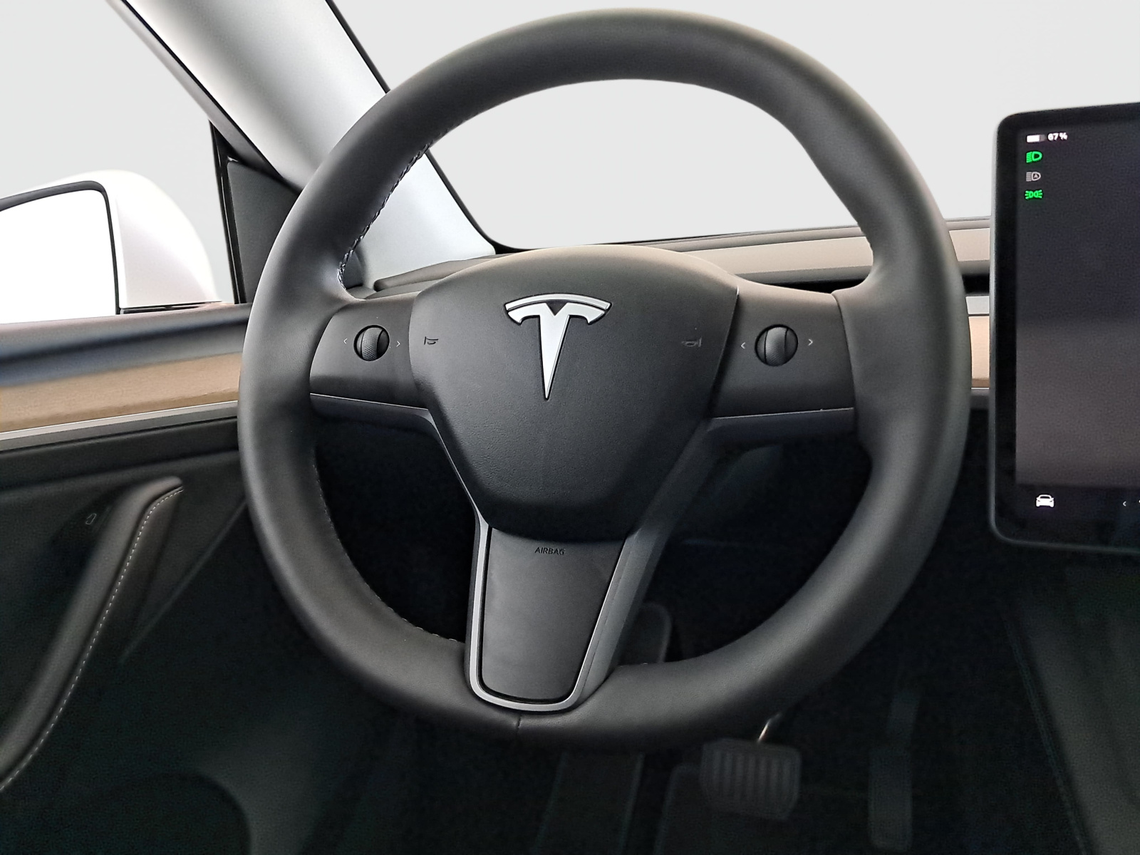 Tesla Model Y Long Range AWD – fotografie 25