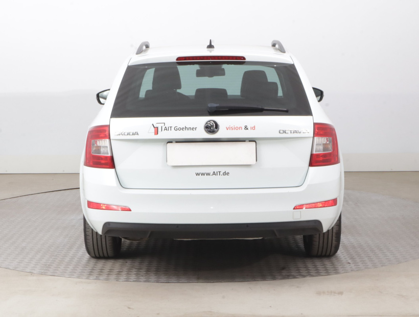 Škoda Octavia, 2015