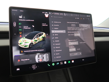 Tesla Model 3 - 2023