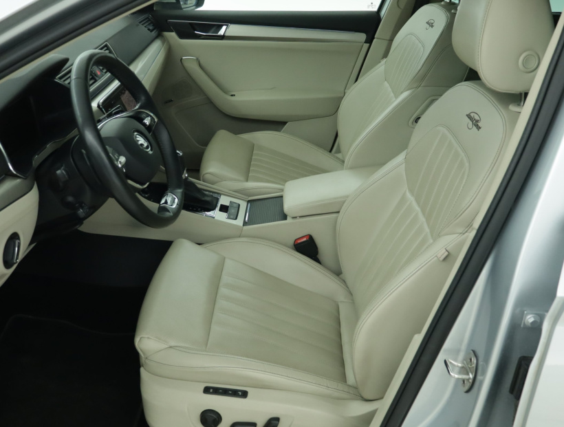 Škoda Superb, 2023
