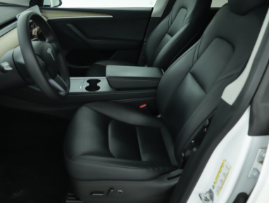 Tesla Model Y - 2022