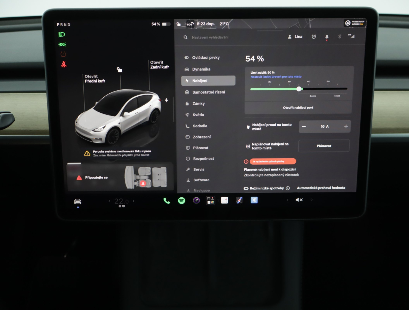 Tesla Model Y Long Range AWD – fotografie 17