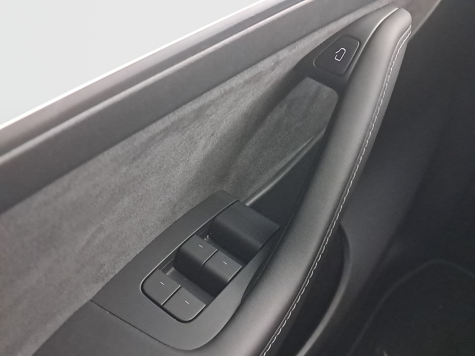 Tesla Model Y - 2022
