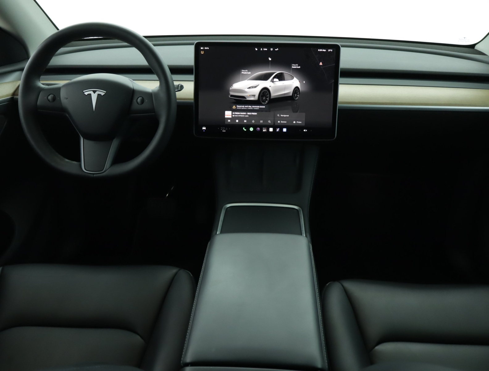 Tesla Model Y Long Range AWD – fotografie 10