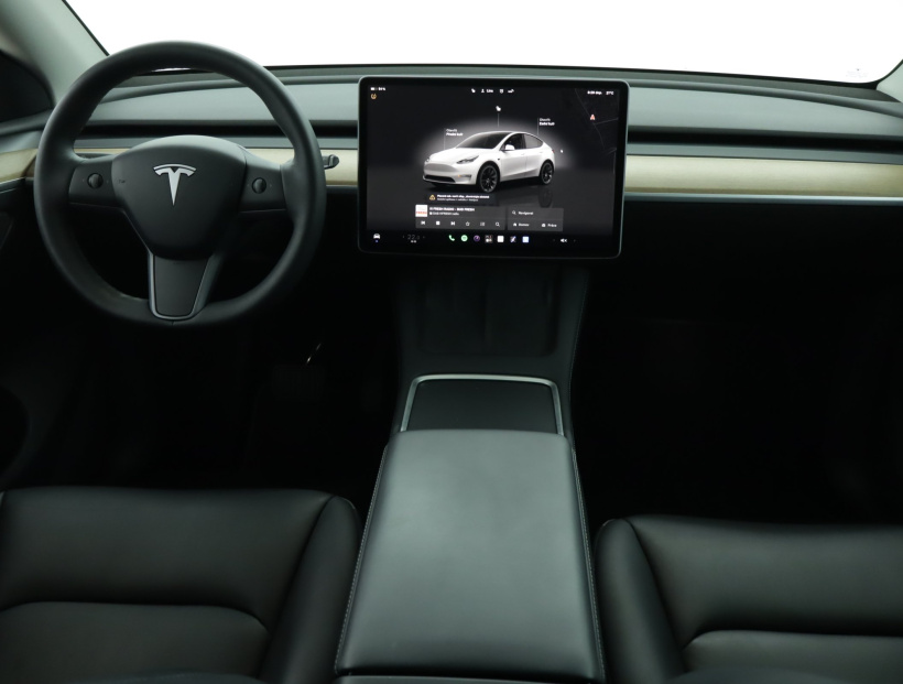 Tesla Model Y, 2022