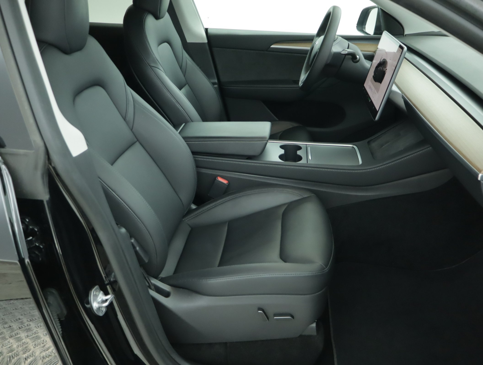 Tesla Model Y Performance – fotografie 12