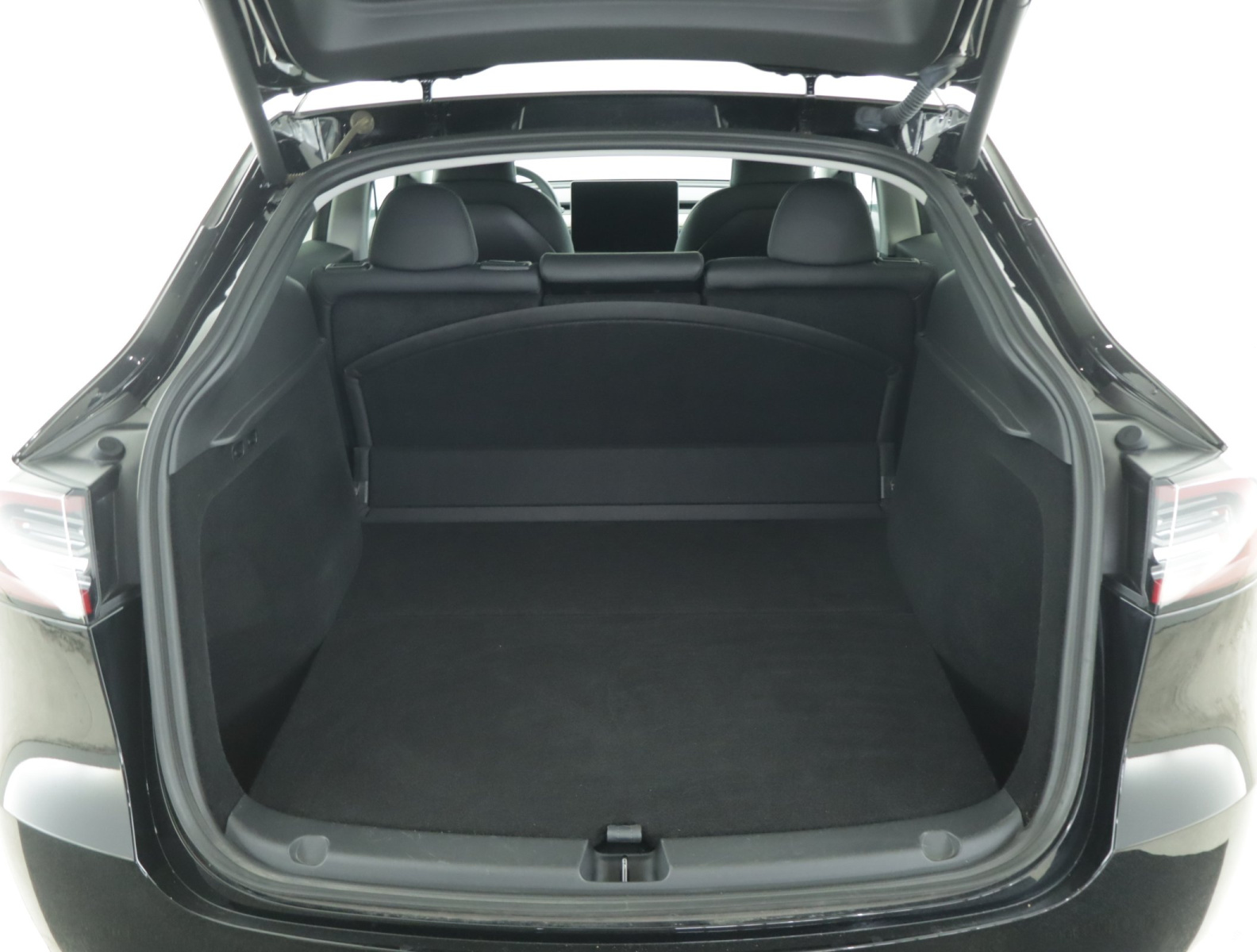 Tesla Model Y Performance – fotografie 20