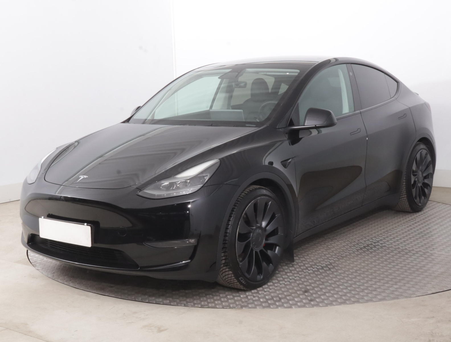 Tesla Model Y Performance – fotografie 3