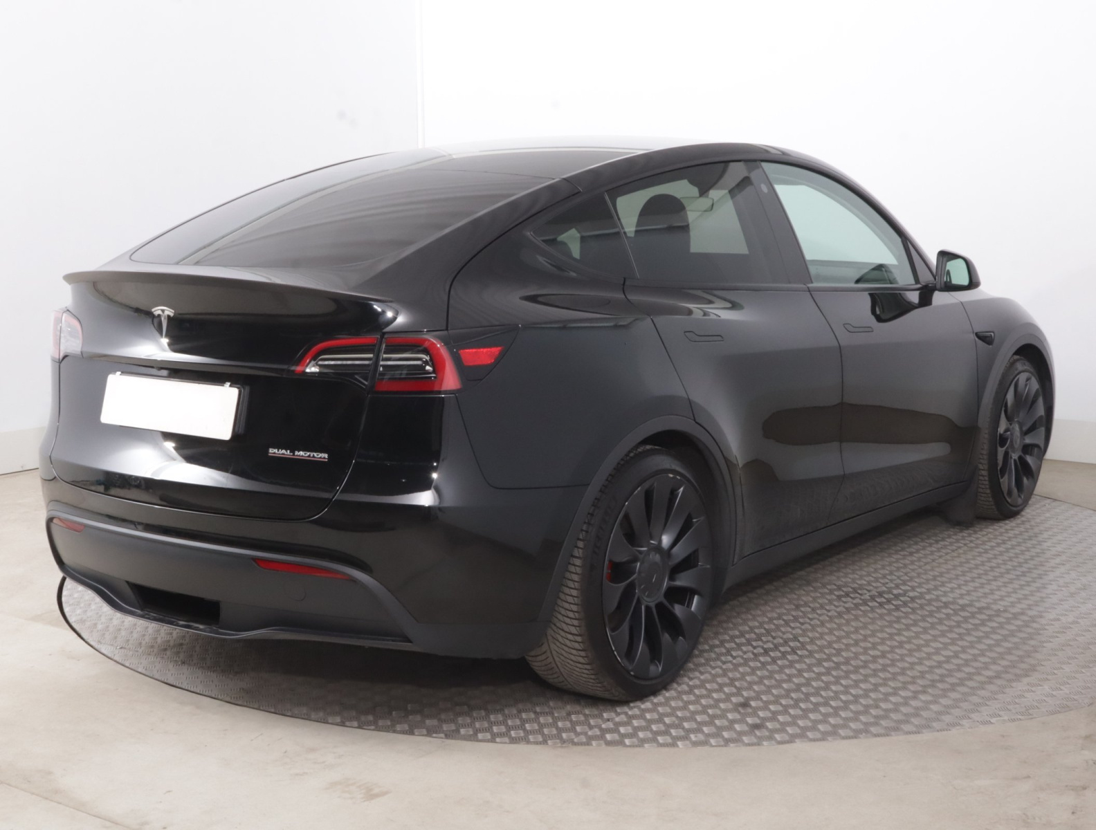 Tesla Model Y Performance – fotografie 7