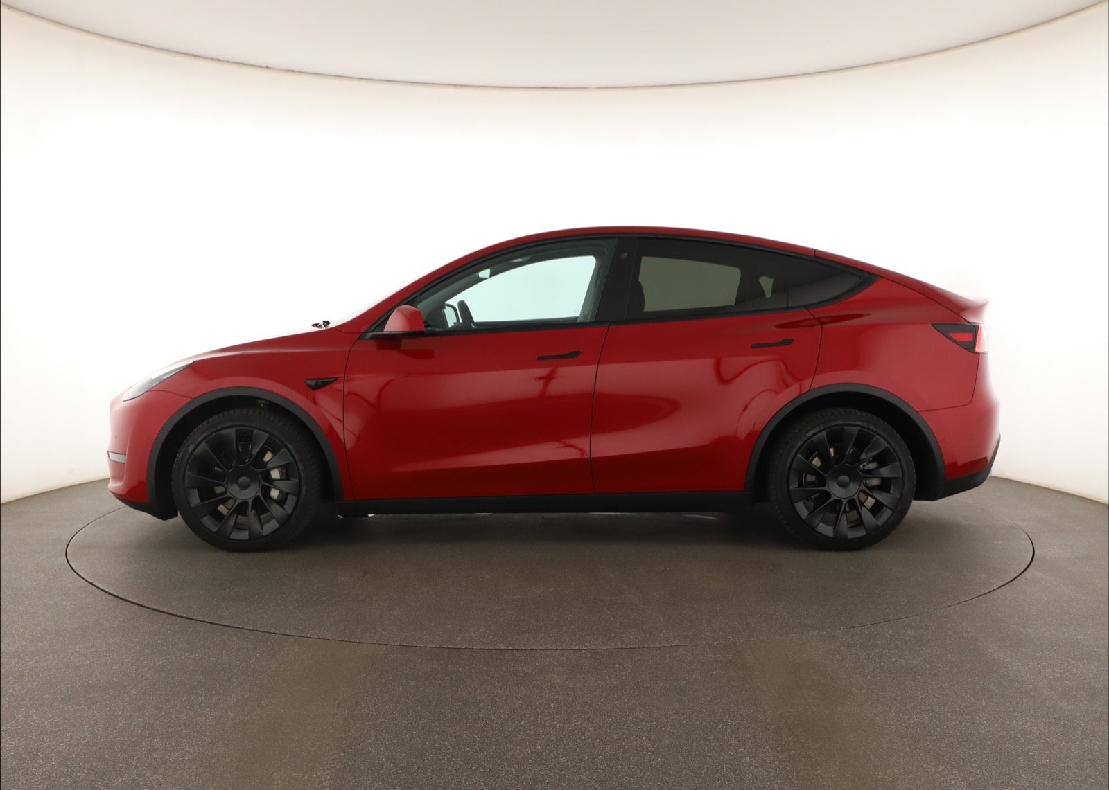 Tesla Model Y Long Range AWD – fotografie 4