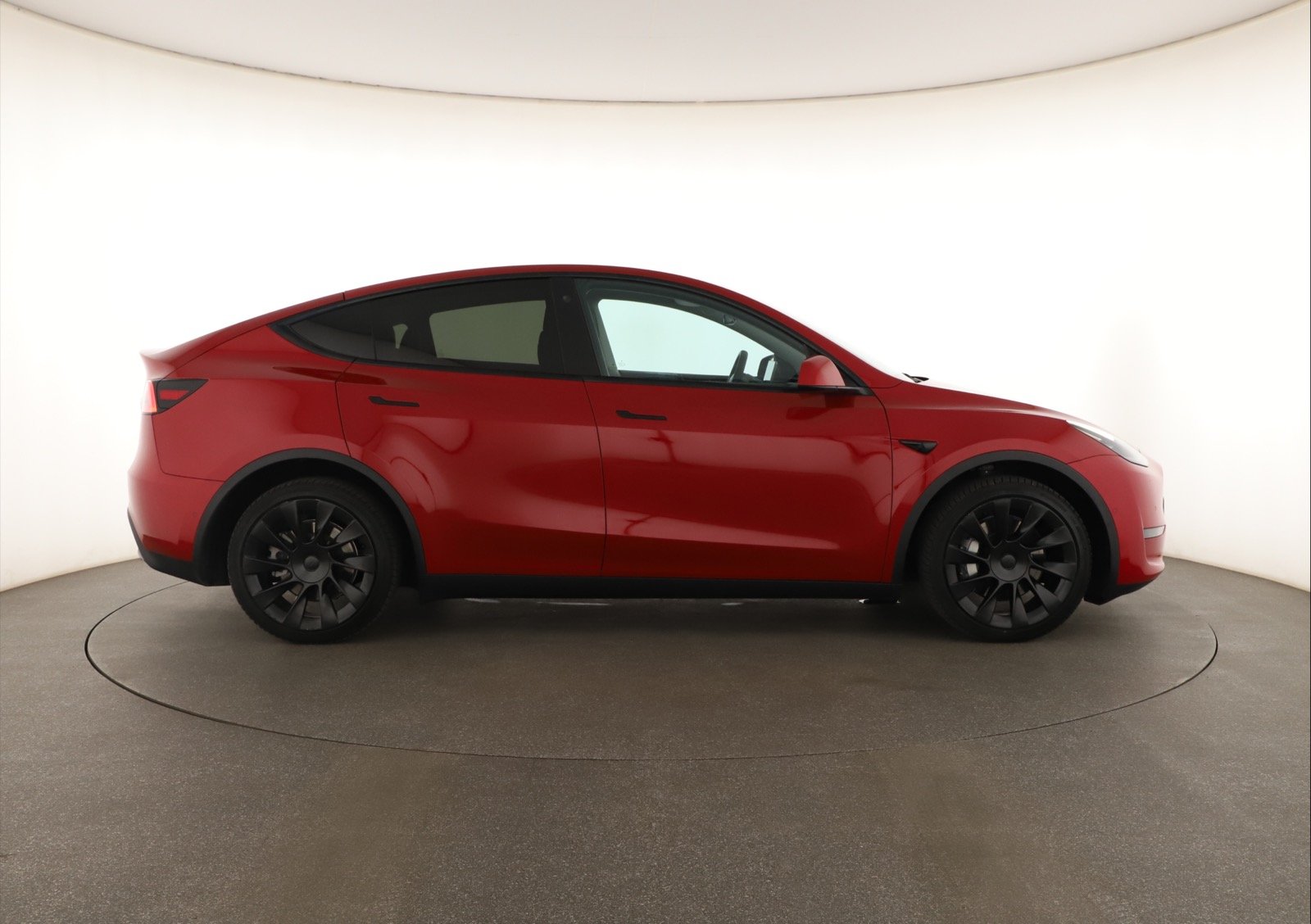 Tesla Model Y Long Range AWD – fotografie 8