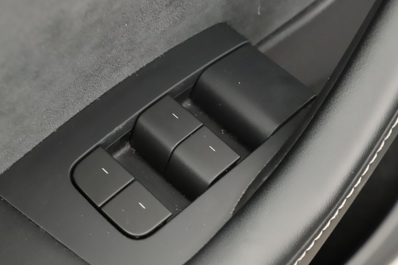 Tesla Model Y Standard Range – fotografie 15
