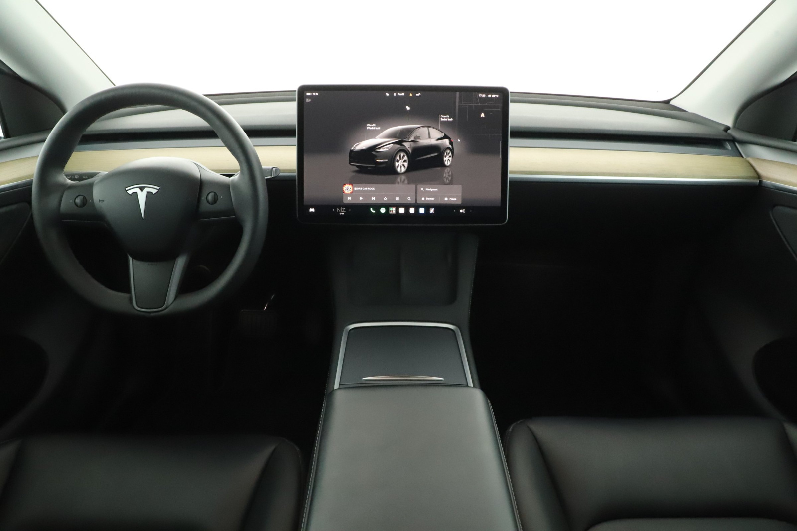 Tesla Model Y Standard Range – fotografie 9