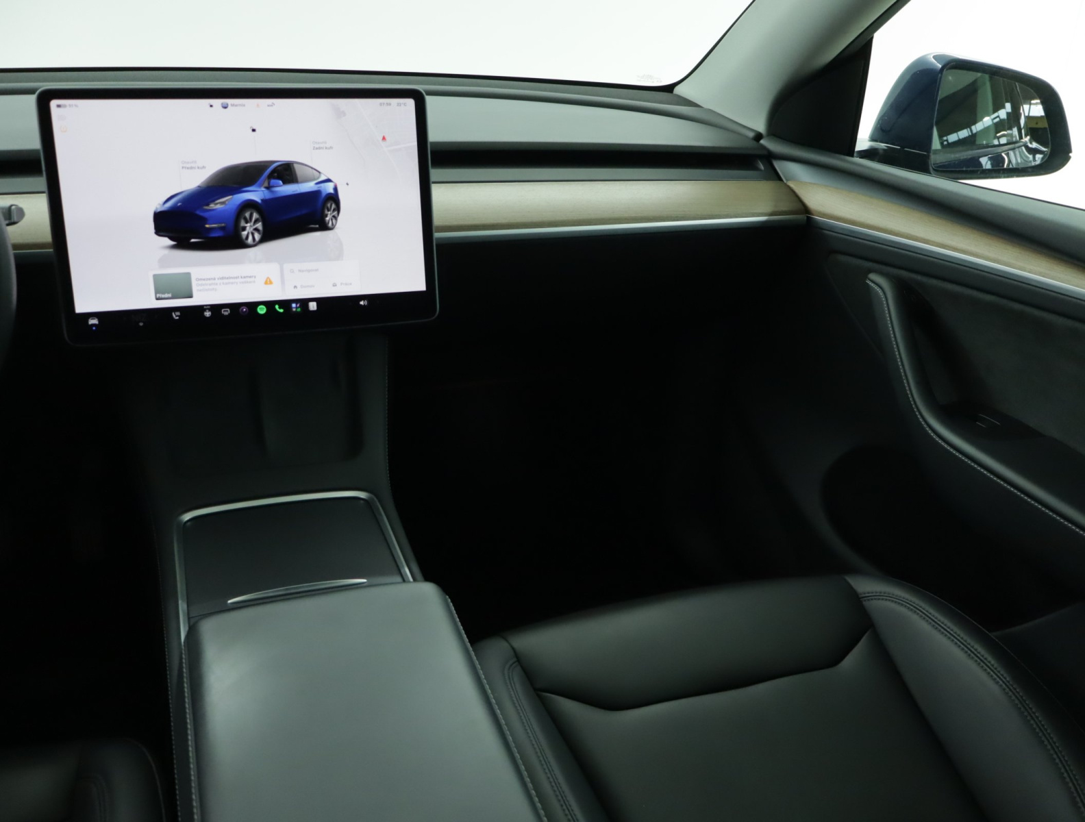 Tesla Model Y Long Range AWD – fotografie 11