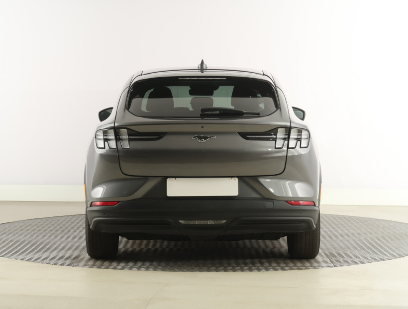 Ford Mustang Mach-E, 2021