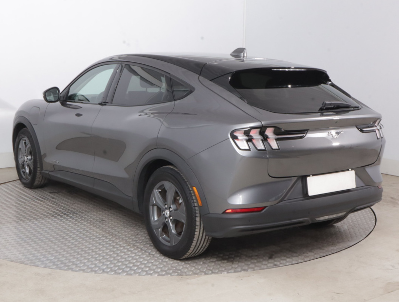 Ford Mustang Mach-E, 2021