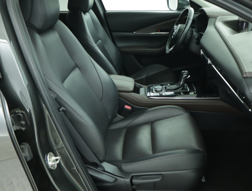 Mazda CX-30, 2021
