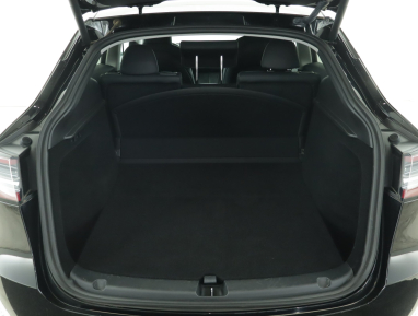 Tesla Model Y - 2023