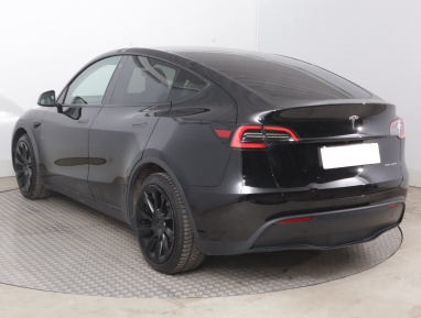 Tesla Model Y - 2023