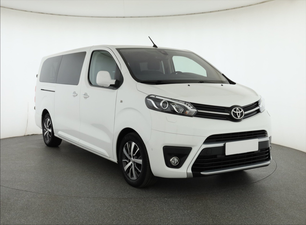 Toyota ProAce Verso
