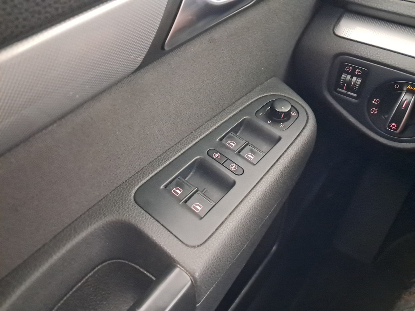 Volkswagen Sharan, 2011