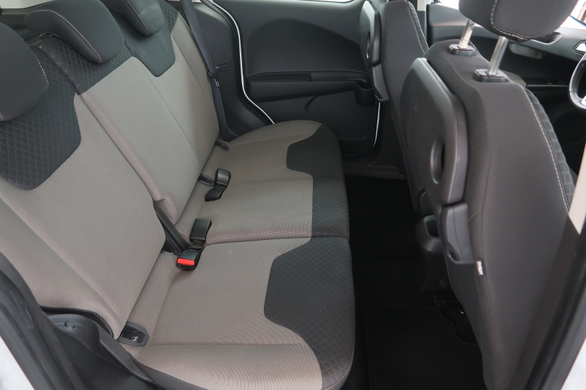 Ford Tourneo Courier, 2017
