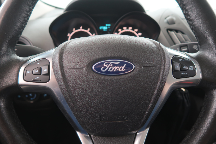Ford Tourneo Courier, 2017