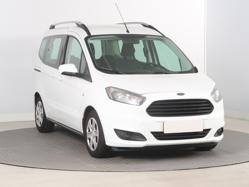 Ford Tourneo Courier, 2017