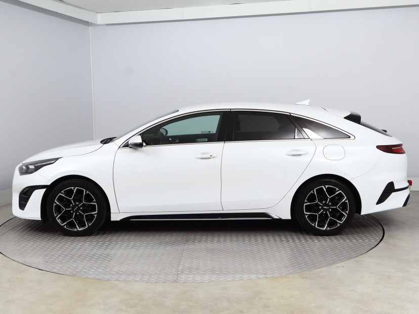 Kia ProCeed, 2021