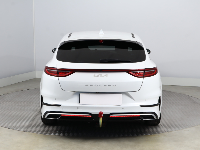 Kia ProCeed, 2021
