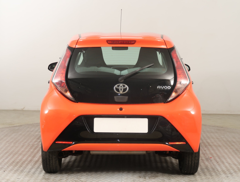 Toyota Aygo, 2015