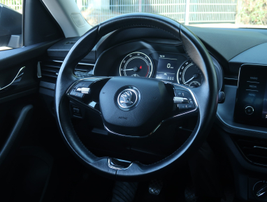 Škoda Kamiq - 2023