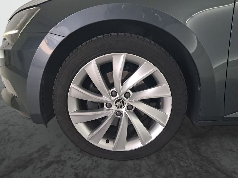 Škoda Superb, 2016