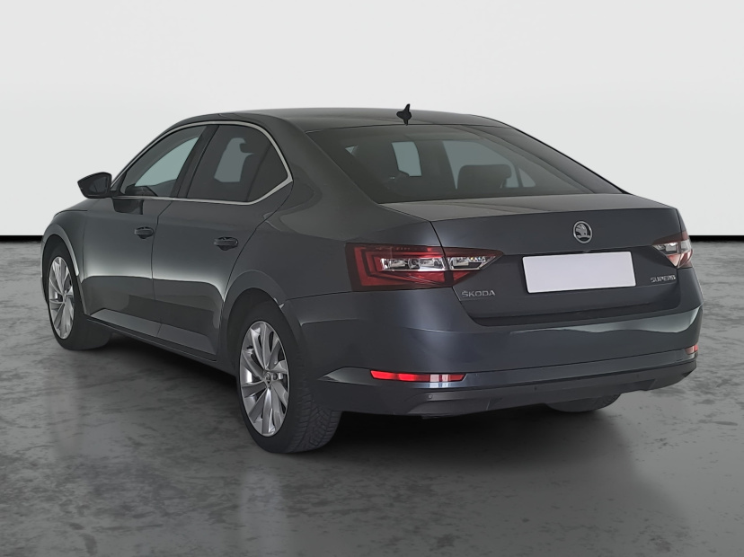 Škoda Superb, 2016