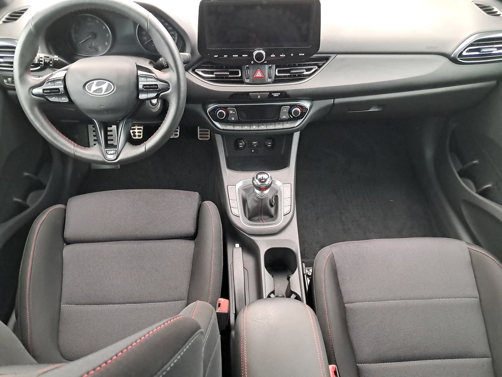 Hyundai i30 - 2024