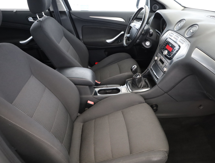 Ford Mondeo, 2010