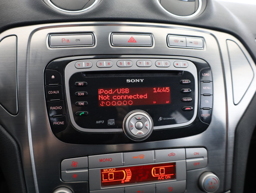 Ford Mondeo, 2010