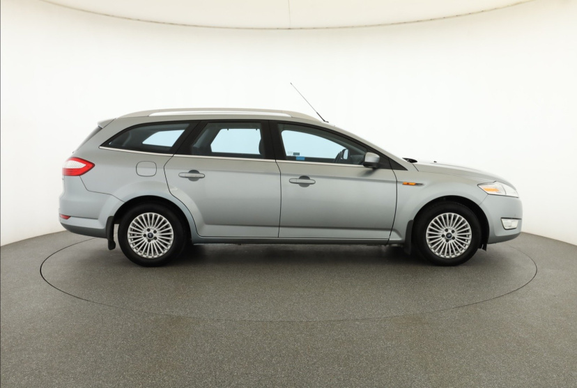 Ford Mondeo, 2010