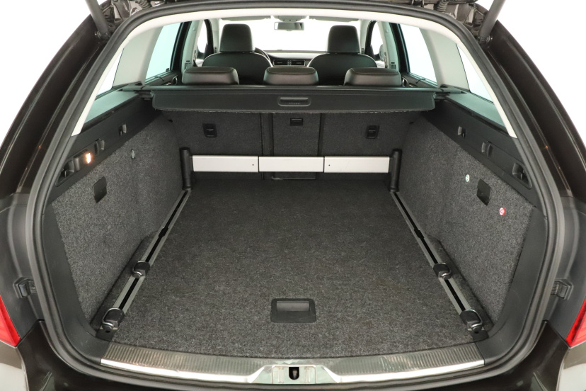 Škoda Superb, 2013