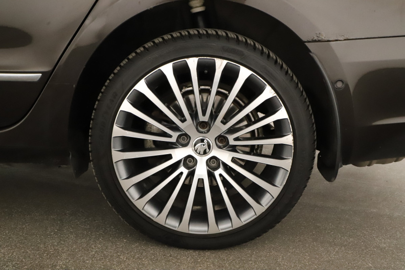 Škoda Superb, 2013