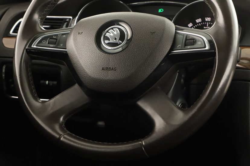 Škoda Superb, 2013
