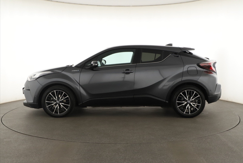 Toyota C-HR, 2018