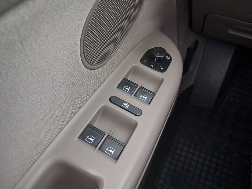 Volkswagen Golf Plus, 2012
