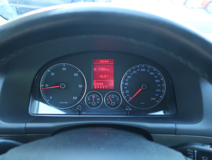 Volkswagen Touran, 2009