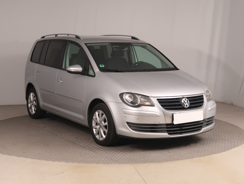 Volkswagen Touran, 2009