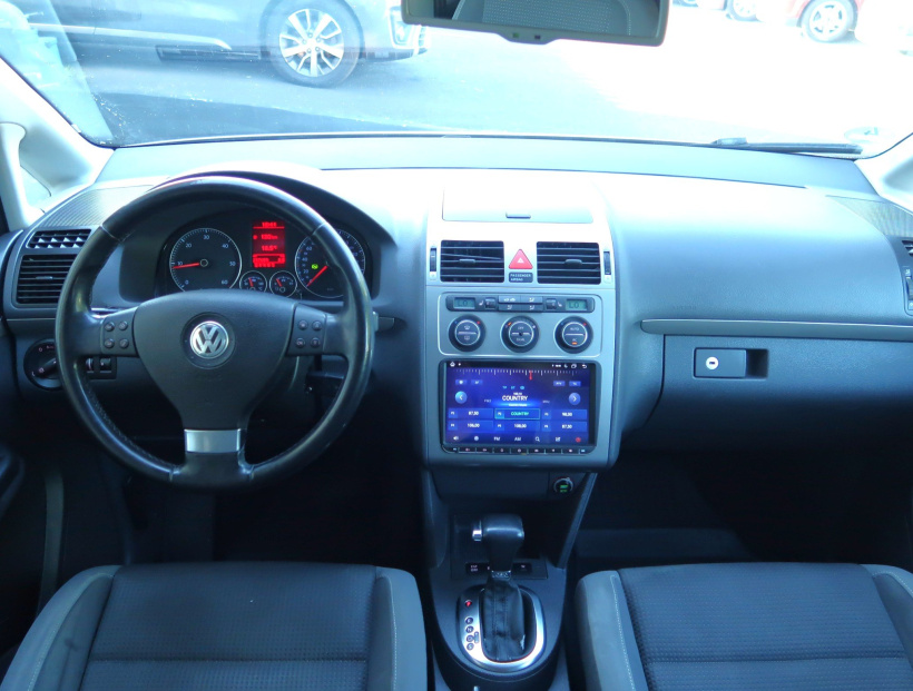 Volkswagen Touran, 2009
