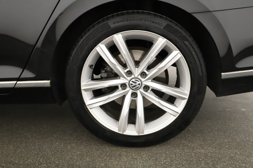 Volkswagen Passat, 2015